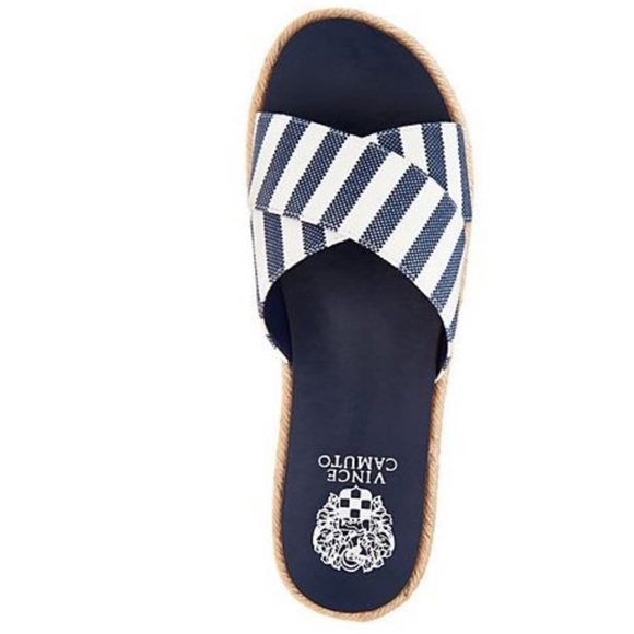 Vince Camuto - Picture 8 of 8